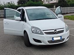 Bianco Usata 2013 Opel Zafira Monovolume | 7000 € (Cara)