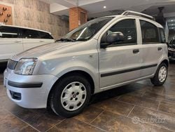 Grigio Usata 2012 Fiat Panda Easy Tre volumi | 4900 € (Buon prezzo)