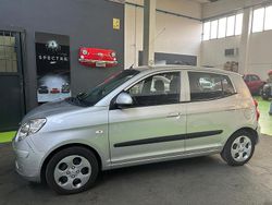 Argento Usata 2008 Kia Picanto Due volumi | 4600 € (Cara)