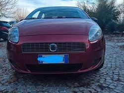 Rosso Usata 2008 Fiat Grande Punto Active Due volumi | 3000 € (Buon prezzo)