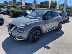 Grigio tetto nero Usata 2022 Nissan Kiiro SUV | 18.600 €