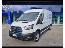 Usata 2022 Ford E-Transit Trend Furgone | 39.900 € (Molto cara)