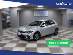 Argento Usata 2021 VW Polo Life Tre volumi | 13.500 € (Buon prezzo)
