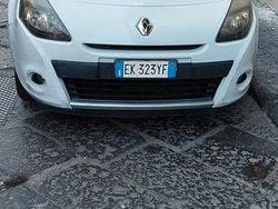 Bianco Usata 2012 Renault Clio III Due volumi | 2000 € (Ottimo prezzo)