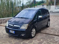Usata 2007 Opel Meriva Cosmo Monovolume | 1000 € (Cara)