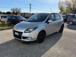 Grigio Usata 2012 Renault Scénic Monovolume | 6100 € (Cara)