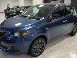 Blu/azzurro Usata 2022 Lancia Ypsilon Gold Due volumi | 9190 € (Ottimo prezzo)