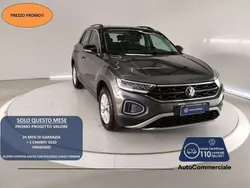 Grigio scuro Usata 2023 VW T-Roc Life SUV | 24.950 € (Buon prezzo)