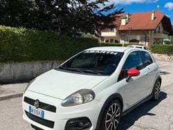 Usata 2008 Fiat Grande Punto Abarth Due volumi | 10.000 €