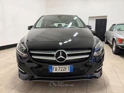 Nero Usata 2015 Mercedes B180 Premium Monovolume | 11.900 € (Buon prezzo)