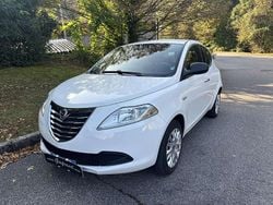 Bianco Usata 2014 Lancia Ypsilon Gold Due volumi | 6600 € (Buon prezzo)