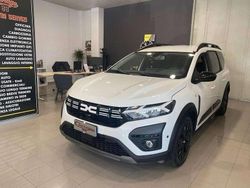 Bianco pastello Usata 2023 Dacia Jogger Expression Monovolume | 15.900 € (Ottimo prezzo)