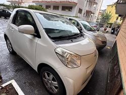 Usata 2011 Toyota iQ Due volumi | 6999 €