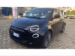 Nero metallizzato Usata 2021 Fiat 500e Passion Tre volumi | 15.300 € (Buon prezzo)