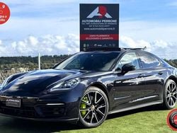 Nero jet Usata 2022 Porsche Panamera Platinum Edition Tre volumi | 73.600 € (Ottimo prezzo)