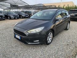 Grigio Usata 2014 Ford Focus Titanium Station wagon | 5900 € (Buon prezzo)