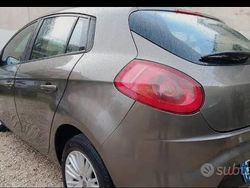 Marrone Usata 2009 Fiat Bravo Active Due volumi | 2000 €