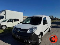 Bianco Usata 2021 Renault Kangoo Tre volumi | 9000 € (Buon prezzo)