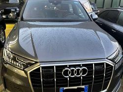 Grigio Usata 2020 Audi Q7 Sport SUV | 52.500 € (Molto cara)