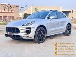 Grigio Usata 2017 Porsche Macan Turbo Performance Package SUV | 38.900 € (Buon prezzo)