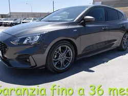 Grigio Usata 2020 Ford Focus ST Tre volumi | 14.800 € (Ottimo prezzo)