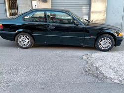 Nero Usata 1994 BMW i3 Due volumi | 10.000 €