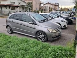 Grigio Usata 2008 Mercedes B200 Monovolume | 3200 € (Molto cara)