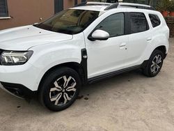 Bianco Usata 2022 Dacia Duster SUV | 15.900 € (Buon prezzo)