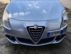 Usata 2013 Alfa Romeo Giulietta Tre volumi | 6000 € (Buon prezzo)