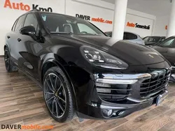Nero Usata 2018 Porsche Cayenne Platinum Edition SUV | 37.450 € (Buon prezzo)