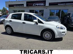 Bianco Usata 2015 Fiat Punto Due volumi | 5990 € (Ottimo prezzo)