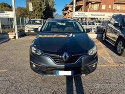 Grigio Usata 2018 Renault Mégane GrandTour Intens Station wagon | 10.500 € (Buon prezzo)