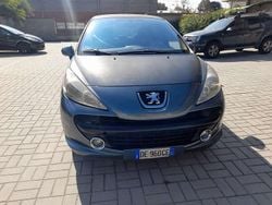Usata 2007 Peugeot 207 Tre volumi | 2400 € (Buon prezzo)