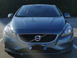 Blu/azzurro Usata 2012 Volvo V40 Summum Station wagon | 7300 € (Buon prezzo)