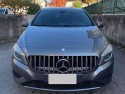 Grigio Usata 2014 Mercedes A200 Tre volumi | 11.000 € (Buon prezzo)