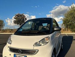 Bianco Usata 2014 Smart ForTwo Coupé Pulse Due volumi | 6299 € (Buon prezzo)