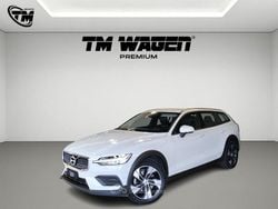 Usata 2020 Volvo V60 CC Executive Station wagon | 29.900 € (Buon prezzo)