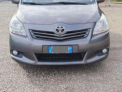 Usata 2010 Toyota Verso Monovolume | 6300 € (Buon prezzo)
