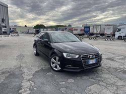 Nero Usata 2015 Audi A3 Young Tre volumi | 9500 € (Buon prezzo)