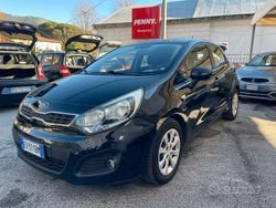 Nero Usata 2014 Kia Rio Active Tre volumi | 5750 € (Ottimo prezzo)