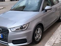 Grigio Usata 2021 Audi A1 Sportback Admired Due volumi | 14.000 € (Buon prezzo)