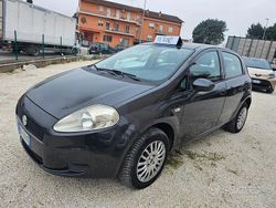 Grigio Usata 2011 Fiat Grande Punto Due volumi | 5900 € (Molto cara)