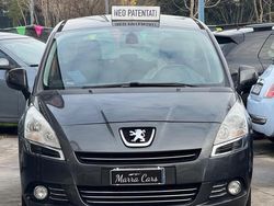 Grigio Usata 2013 Peugeot 5008 Monovolume | 5500 € (Ottimo prezzo)