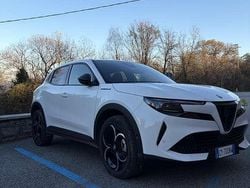 Usata 2025 Alfa Romeo Junior SUV | 27.900 € (Buon prezzo)