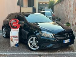 Nero Usata 2016 Mercedes A180 Tre volumi | 8250 € (Super prezzo)