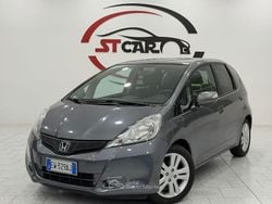Grigio Usata 2014 Honda Jazz Elegance Due volumi | 8900 € (Buon prezzo)