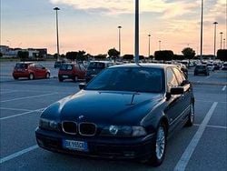 Blu Usata 2000 BMW 525 Tre volumi | 3000 € (Buon prezzo)