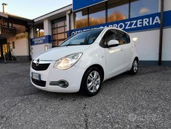 Bianco Usata 2011 Opel Agila Due volumi | 4600 € (Buon prezzo)