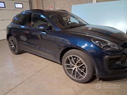 Blu Usata 2021 Porsche Macan SUV | 58.000 €