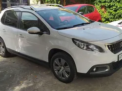 Bianco Usata 2018 Peugeot 2008 Active SUV | 14.900 € (Buon prezzo)